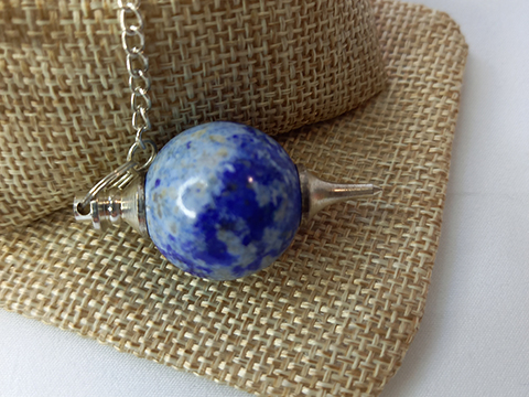 Pendule lapis lazuli sphère
